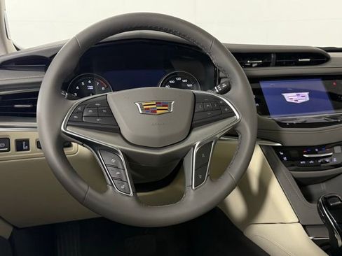New 2026 Cadillac XT5 Premium Luxury w/ Driver Assist Package AWD/4WD image 24
