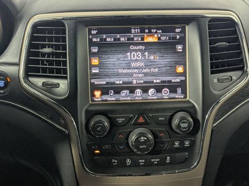 Used 2016 Jeep Grand Cherokee Overland w/ Advanced Technology Group RWD image 21