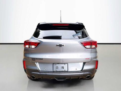 Used 2021 Chevrolet TrailBlazer RS w/ Technology Package AWD/4WD image 4