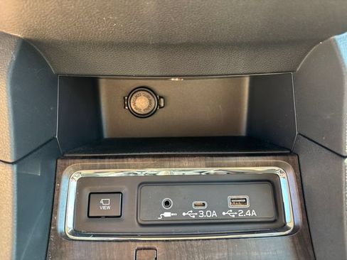 Used 2026 Subaru Ascent Touring AWD/4WD image 35