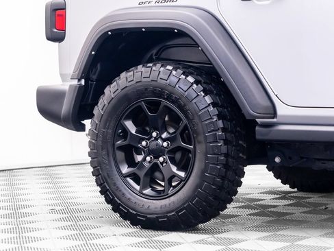 Used 2022 Jeep Wrangler Unlimited Sport AWD/4WD image 32