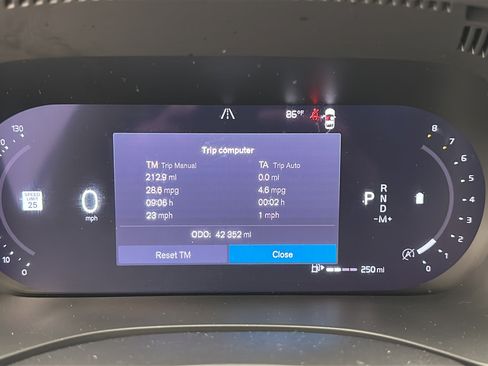 Used 2023 Volvo XC60 B5 Plus AWD/4WD image 16