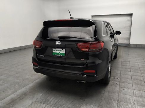Used 2019 Kia Sorento L FWD image 9