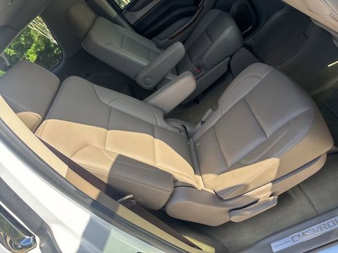 Used 2018 Chevrolet Suburban Premier image 53