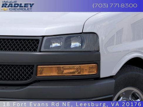 New 2025 Chevrolet Express 2500 Extended image 12