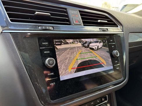 Used 2018 Volkswagen Tiguan SEL image 20