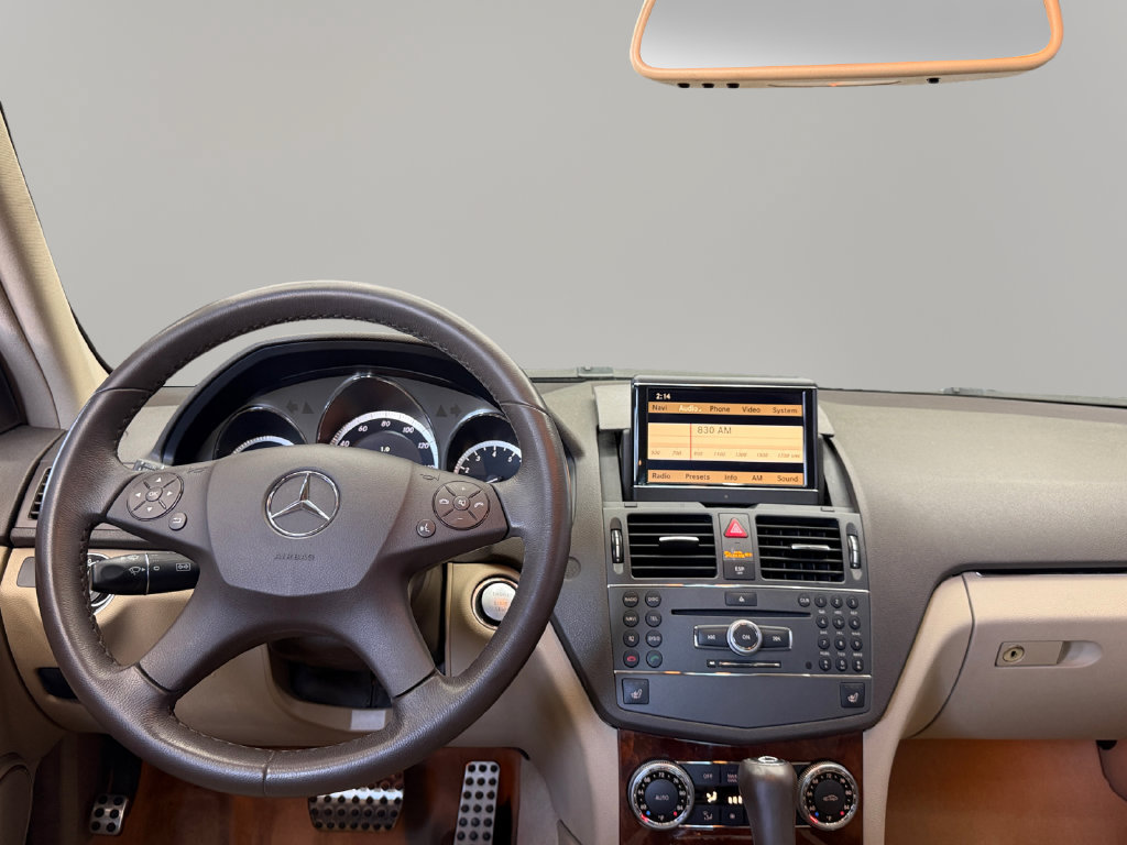 Used 2010 Mercedes-Benz C 300 Sedan w/ Multimedia Pkg image 10