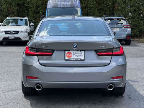 Used 2025 BMW 330i xDrive Sedan w/ Premium Package AWD/4WD image 4