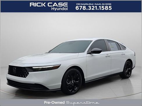 Used 2025 Honda Accord SE image 1