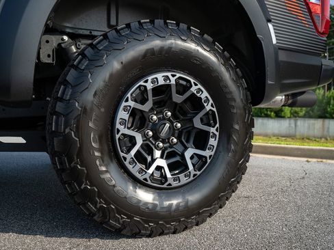 Used 2025 Ford F150 Raptor w/ Equipment Group 803A Raptor R AWD/4WD image 19