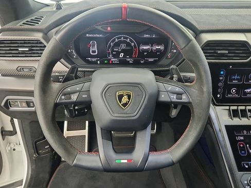 Used 2023 Lamborghini Urus Performante AWD/4WD image 45