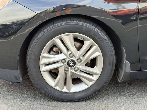 Used 2020 Hyundai Elantra Value Edition w/ Cargo Package (C1) FWD image 10