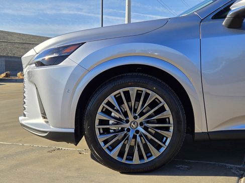 New 2026 Lexus RX 450h AWD image 5