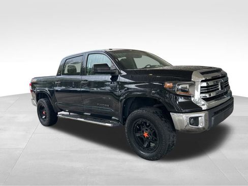 Used 2017 Toyota Tundra SR5 image 2
