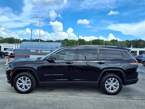Used 2022 Jeep Grand Cherokee L Limited AWD/4WD image 24