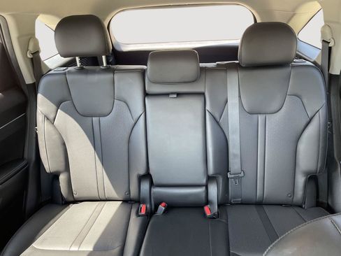 Used 2022 Kia Sorento S AWD/4WD image 3