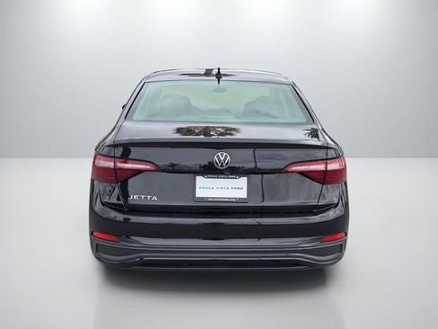 Used 2024 Volkswagen Jetta S FWD image 5