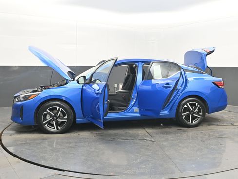 Certified 2024 Nissan Sentra SV w/ All-Weather Package image 40