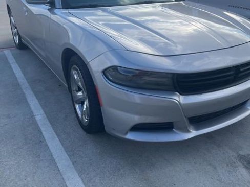 Used 2015 Dodge Charger SE w/ Popular Equipment Group RWD image 1