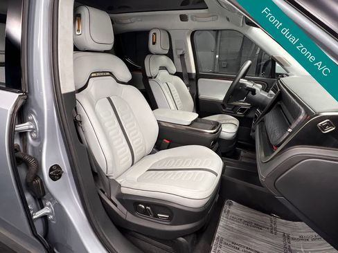 Used 2024 Rivian R1T Adventure image 4