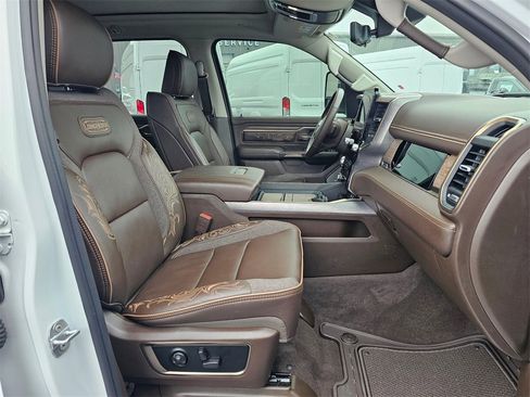 Used 2025 RAM 1500 Limited image 15