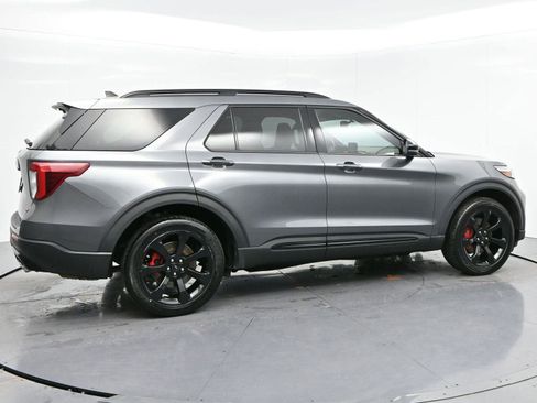 Used 2022 Ford Explorer ST w/ Equipment Group 401A image 8