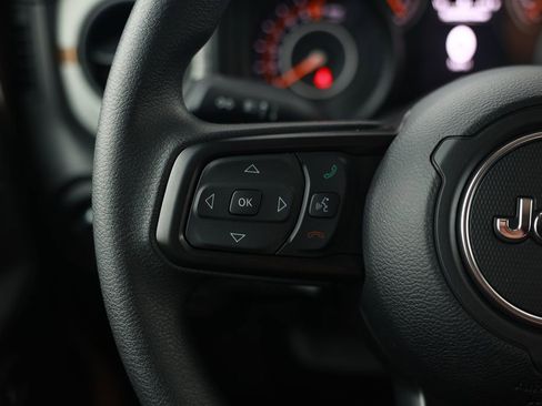 New 2026 Jeep Gladiator Sport AWD/4WD image 17