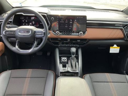 New 2026 GMC Canyon AT4 image 12