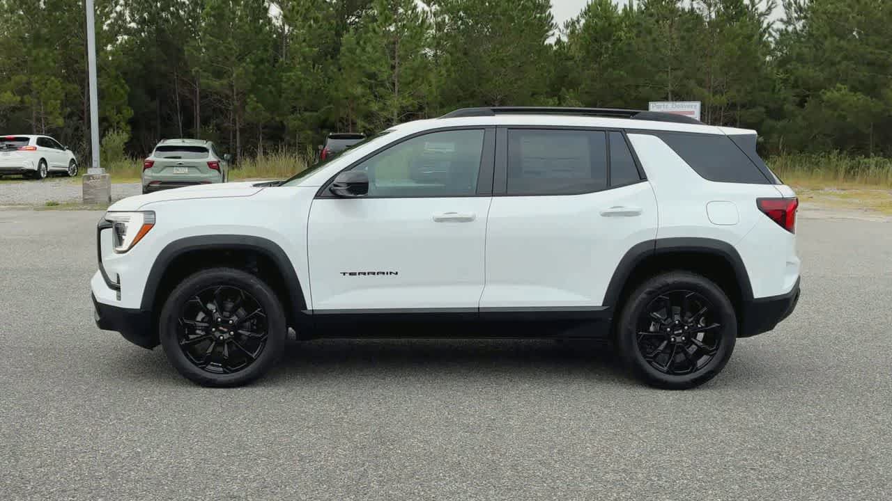 New 2027 GMC Terrain Elevation w/ Elevation Premium Package FWD image 5
