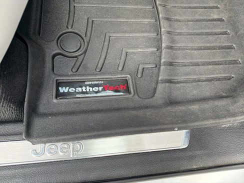 Certified 2023 Jeep Grand Cherokee L Overland w/ Rear Seat Video Group I AWD/4WD image 42