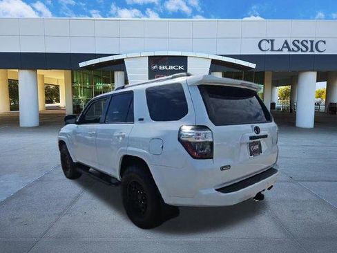 Used 2024 Toyota 4Runner SR5 Premium w/ Moonroof Package RWD image 7