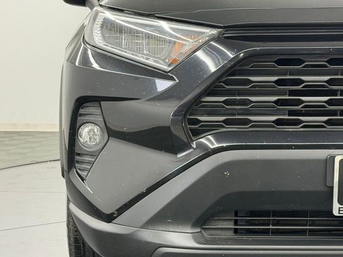 Certified 2021 Toyota RAV4 XLE FWD image 9