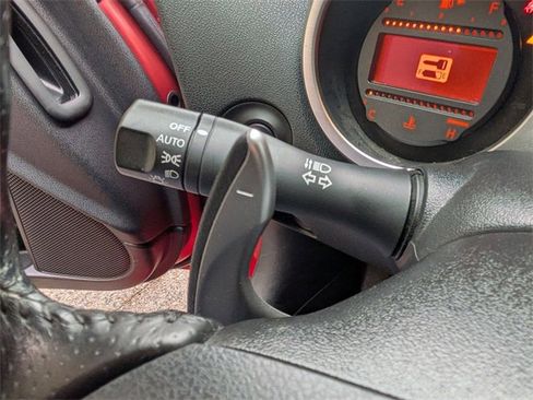 Used 2019 Nissan 370Z Roadster image 16