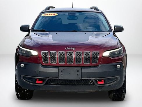 Used 2019 Jeep Cherokee Trailhawk w/ Comfort & Convenience Group image 2