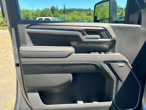 New 2026 Chevrolet Silverado 3500 LTZ w/ LTZ Plus Package AWD/4WD image 23