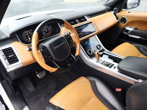 Used 2022 Land Rover Range Rover Sport SVR image 10