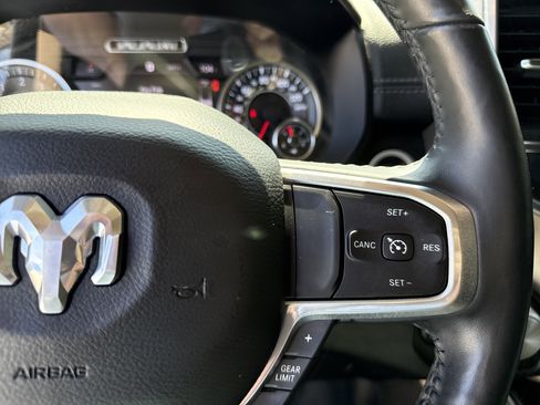 Used 2020 RAM 1500 Laramie image 26
