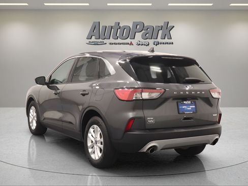 Used 2020 Ford Escape SE FWD image 7