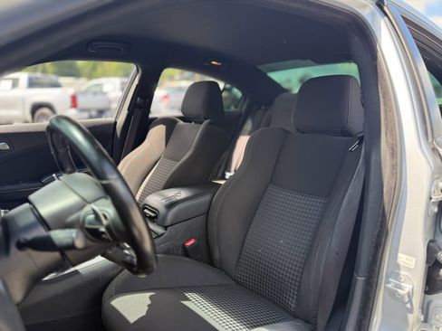 Used 2019 Dodge Charger R/T w/ Blacktop Package RWD image 20