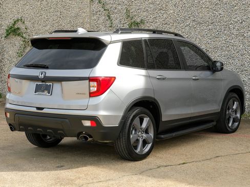 Used 2019 Honda Passport Touring image 9