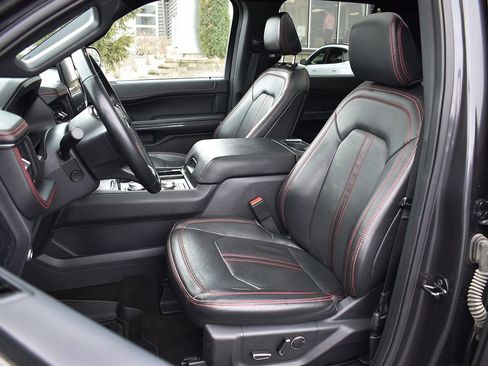 Used 2022 Ford Expedition Limited w/ Equipment Group 304A image 5