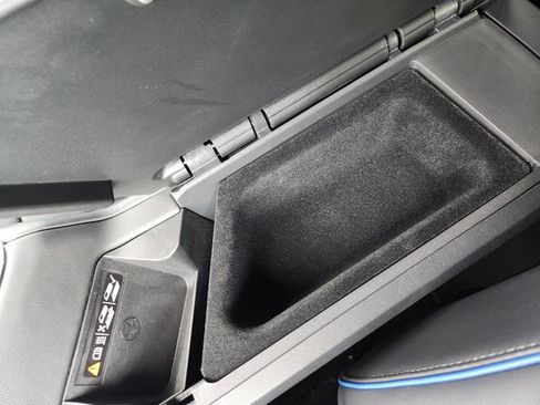 New 2027 Cadillac Optiq V AWD/4WD image 19