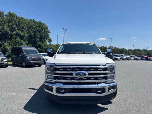 Used 2023 Ford F250 Lariat w/ Chrome Package AWD/4WD image 2