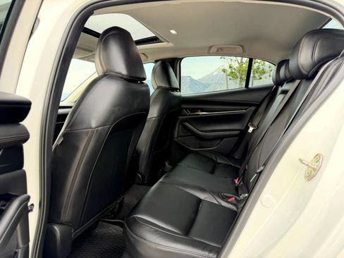 Used 2022 MAZDA MAZDA3 s AWD/4WD image 14