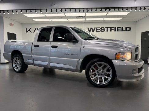 Used 2005 Dodge Ram 1500 Truck 2WD Quad Cab image 1