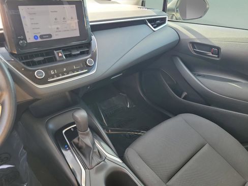 Used 2024 Toyota Corolla LE image 28