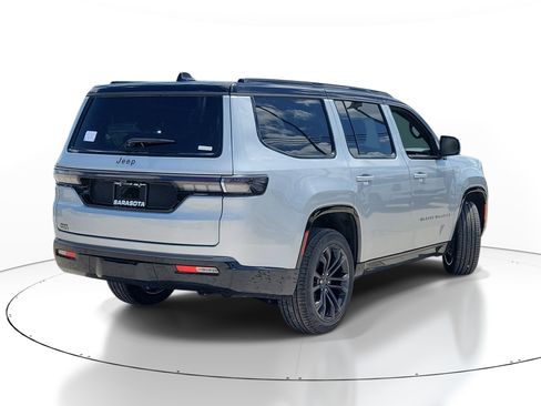 New 2026 Jeep Grand Wagoneer Summit AWD/4WD image 6