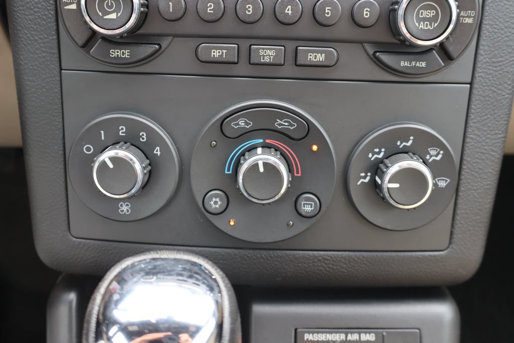 Used 2006 Pontiac G6 GT FWD image 13