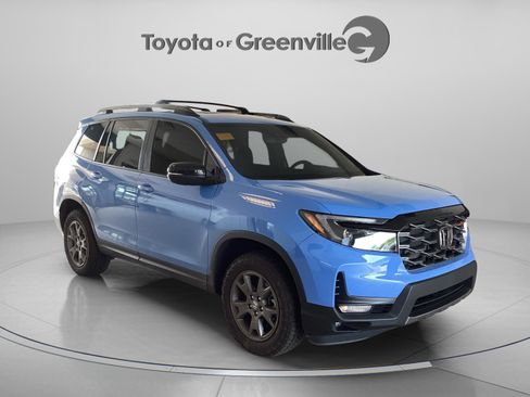 Used 2024 Honda Passport TrailSport image 8