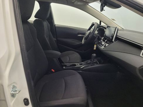Used 2021 Toyota Corolla LE FWD image 21